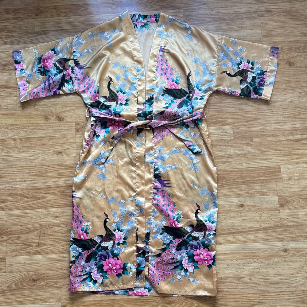 Floral Peacock Kimono ✨ size M